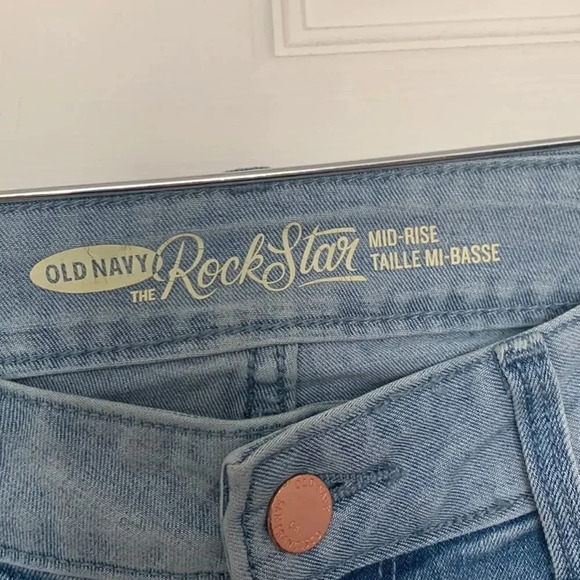 Old Navy Mid-Rise Rockstar Jeans - Picture 3 of 4